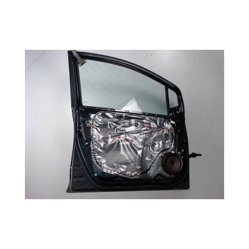 PORTE AVANT GAUCHE TOYOTA YARIS