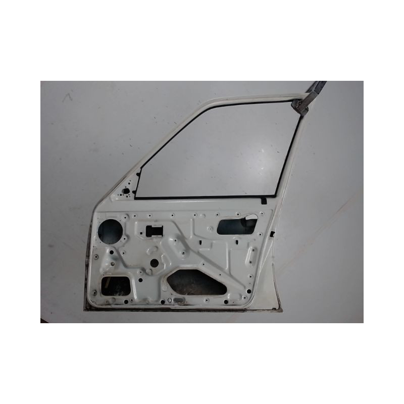 PORTE AVANT DROIT PEUGEOT 205