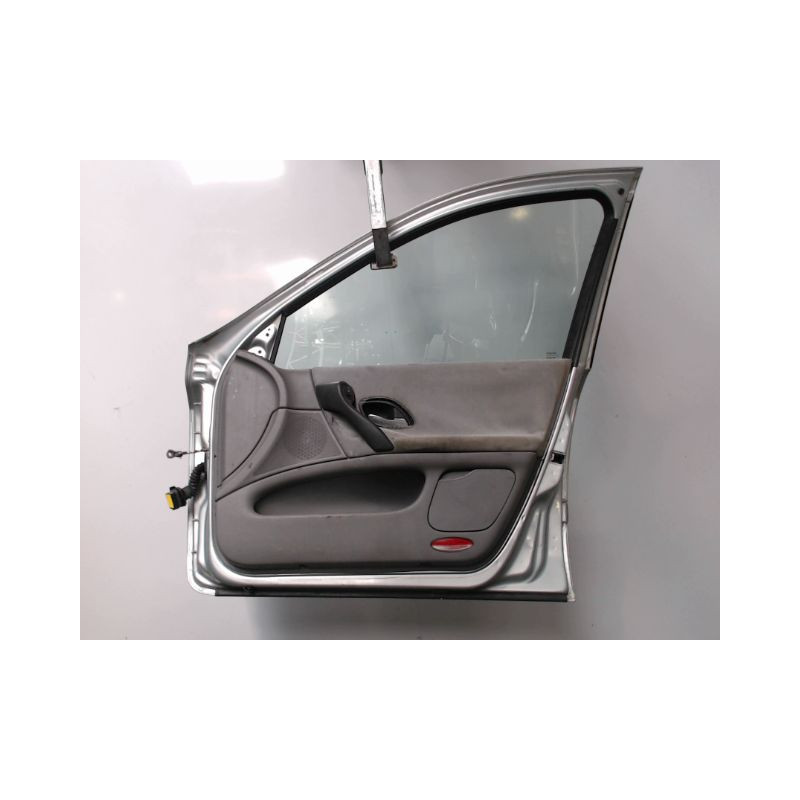 PORTE AVANT DROIT RENAULT LAGUNA II 00-2005
