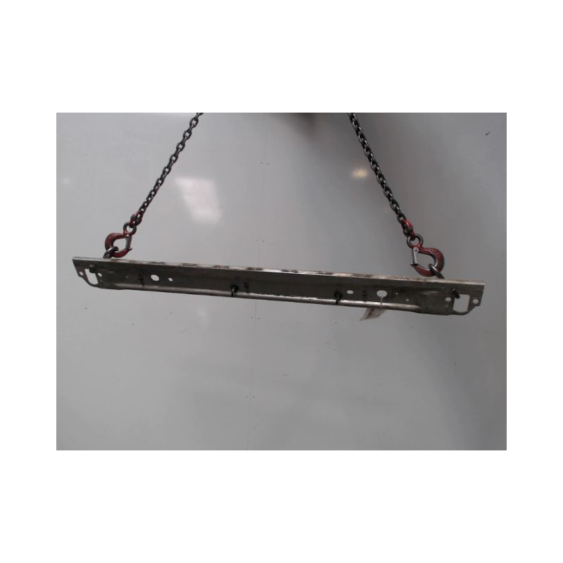 TRAVERSE INFERIEURE ARMATURE AVANT RENAULT SCENIC III 2009-