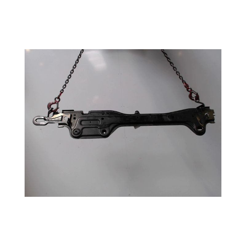 TRAVERSE INFERIEURE ARMATURE AVANT RENAULT MEGANE