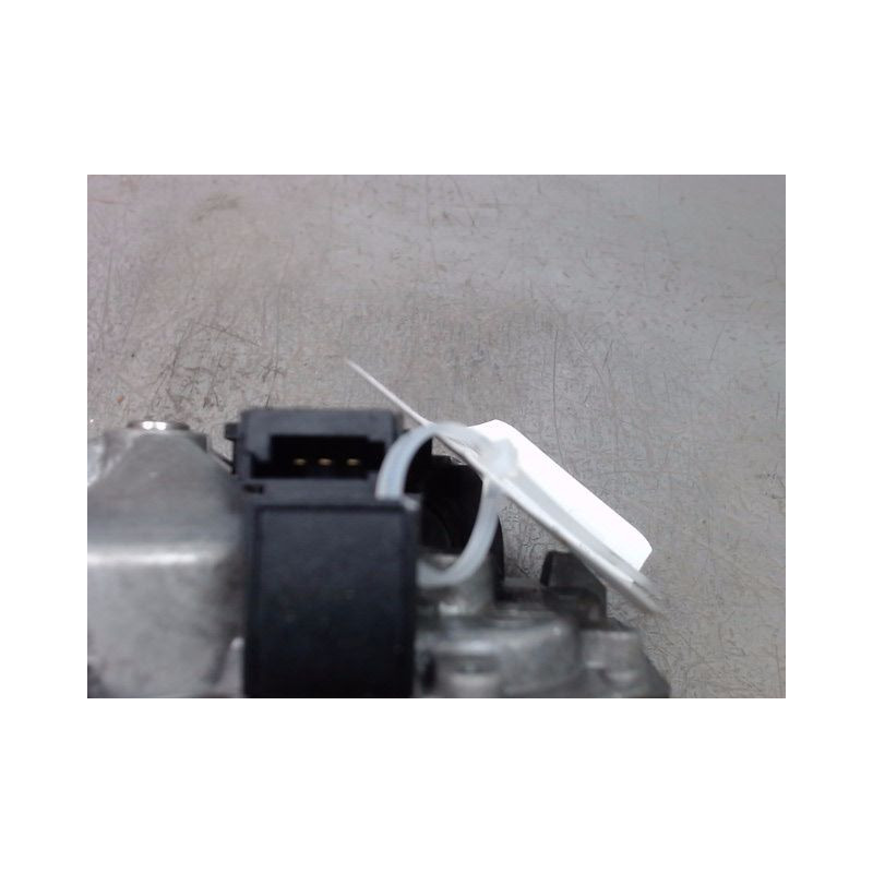 MECANISME ESSUIE-GLACE ARRIERE OPEL CORSA 06-09