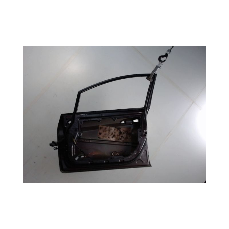 PORTE AVANT DROIT FORD FIESTA