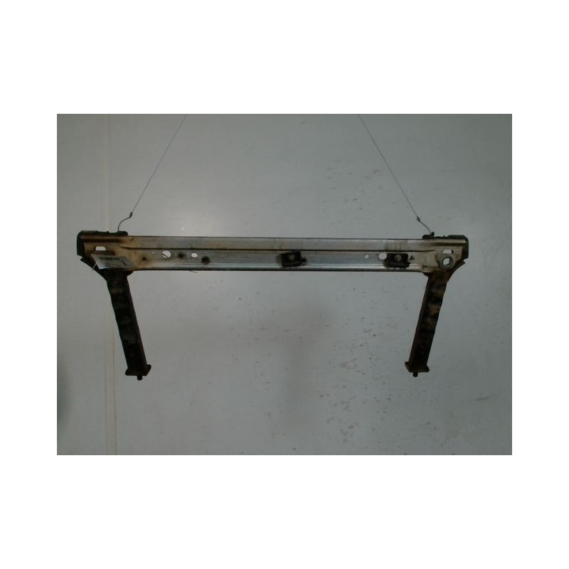 TRAVERSE INFERIEURE ARMATURE AVANT RENAULT MEGANE