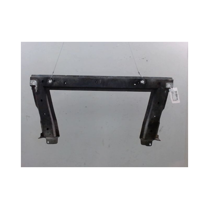 TRAVERSE INFERIEURE ARMATURE AVANT RENAULT MEGANE