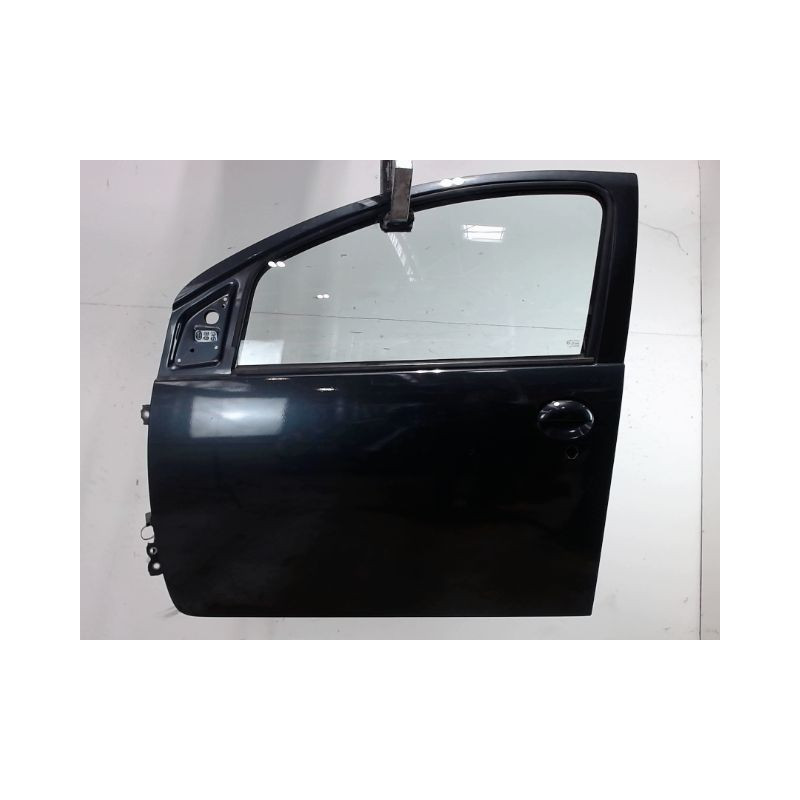 PORTE AVANT GAUCHE TOYOTA AYGO 5P