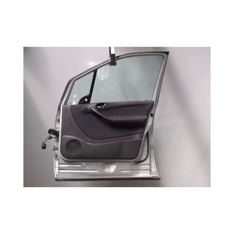 PORTE AVANT DROIT MERCEDES CLASSE A 2001 -