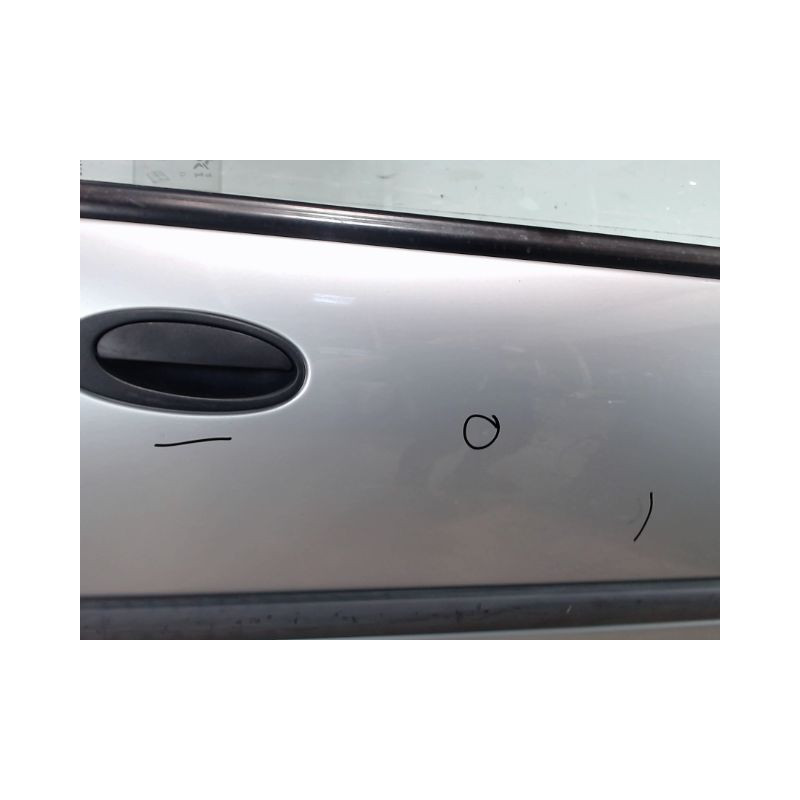 PORTE AVANT DROIT RENAULT LAGUNA 98-2000