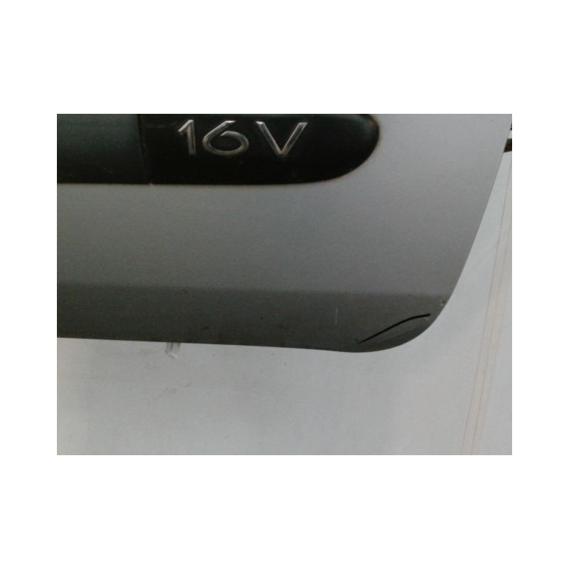 PORTE AVANT DROIT RENAULT CLIO