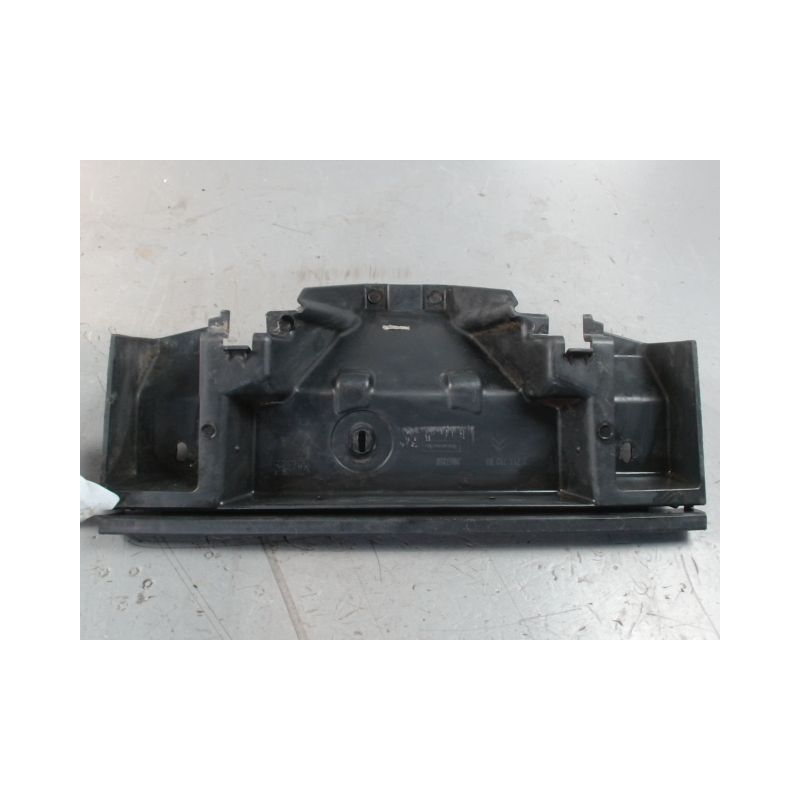 SUPPORT CENTRAL PARE-CHOC ARRIERE  CITROEN C4 2010-
