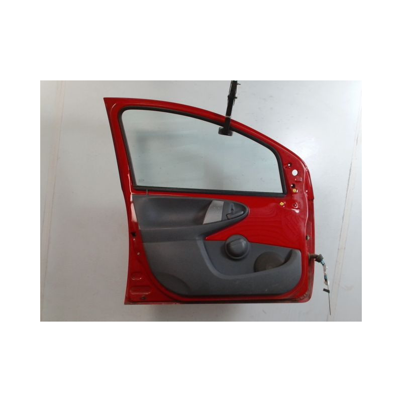 PORTE AVANT GAUCHE TOYOTA AYGO