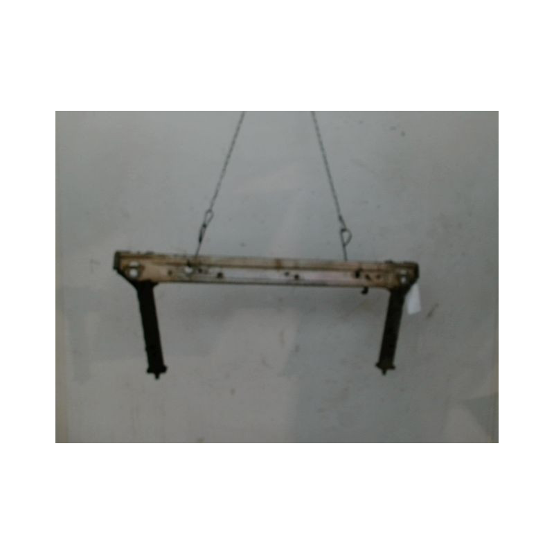 TRAVERSE INFERIEURE ARMATURE AVANT RENAULT MEGANE