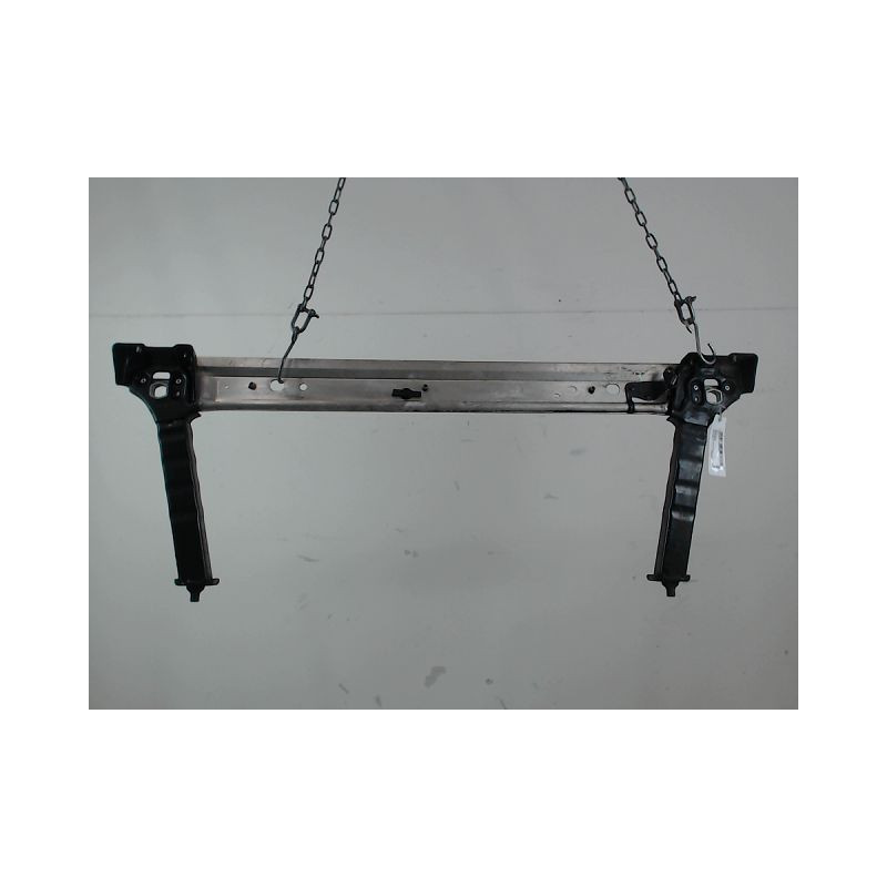 TRAVERSE INFERIEURE ARMATURE AVANT RENAULT MEGANE