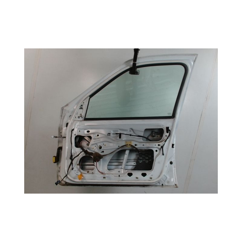 PORTE AVANT DROIT RENAULT CLIO