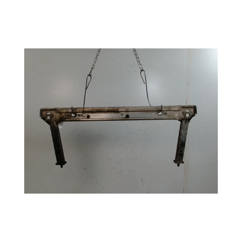 TRAVERSE INFERIEURE ARMATURE AVANT RENAULT MEGANE