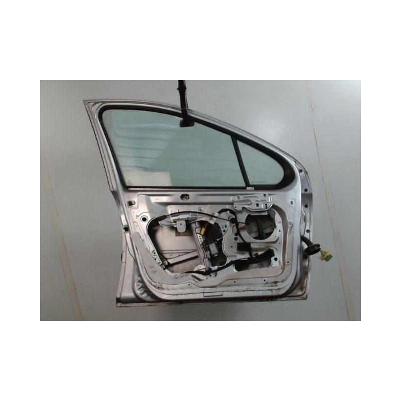 PORTE AVANT GAUCHE PEUGEOT 207