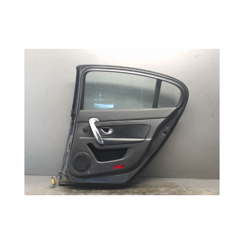 PORTE ARRIERE DROIT RENAULT LATITUDE