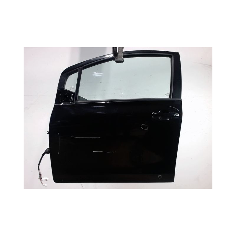 PORTE AVANT GAUCHE TOYOTA YARIS 2005-