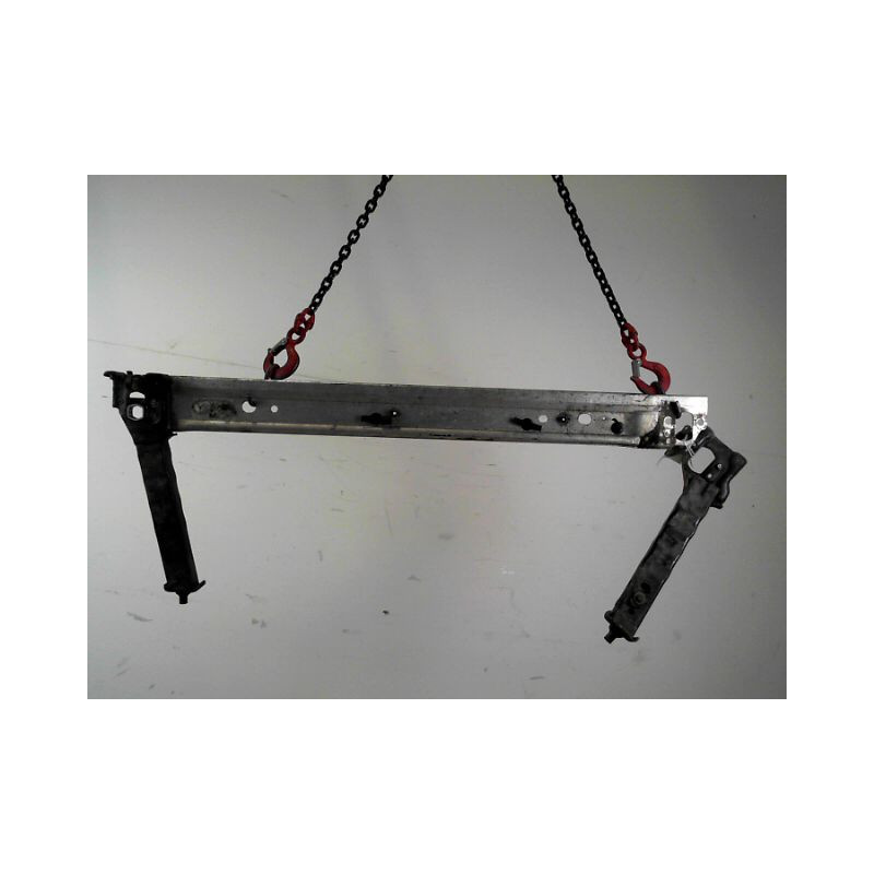 TRAVERSE INFERIEURE ARMATURE AVANT RENAULT MEGANE III 2008-