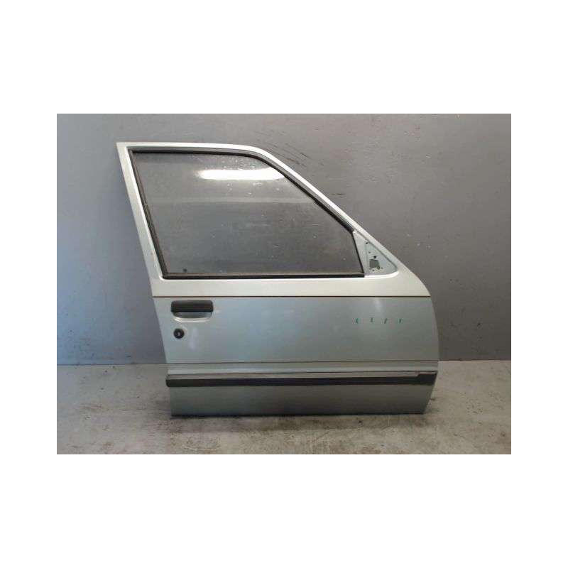 PORTE AVANT DROIT PEUGEOT 309