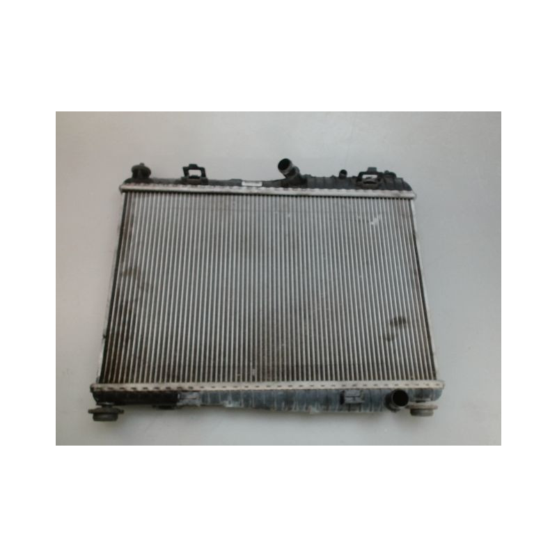 RADIATEUR FORD FIESTA