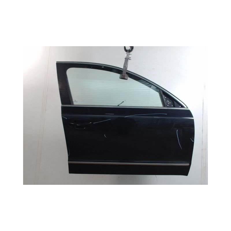 PORTE AVANT DROIT SKODA SUPERB