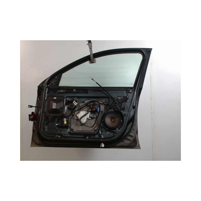 PORTE AVANT DROIT SKODA SUPERB