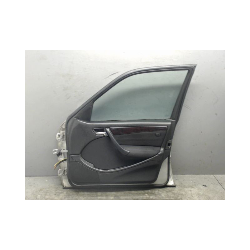 PORTE AVANT DROIT MERCEDES C220