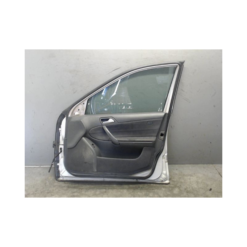 PORTE AVANT DROIT MERCEDES CLASSE C