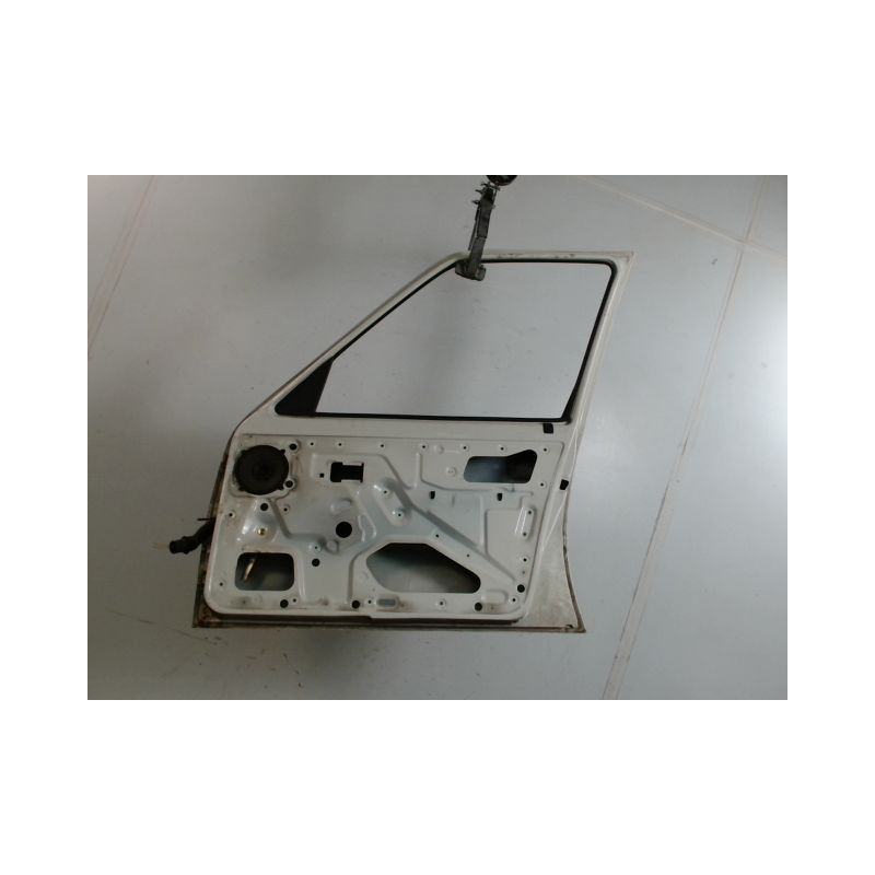 PORTE AVANT DROIT PEUGEOT 205