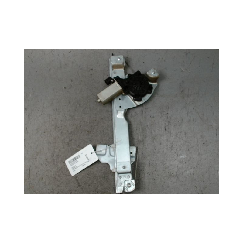 MECANISME+MOTEUR LEVE-GLACE ARRIERE DROIT DACIA DUSTER 2010-
