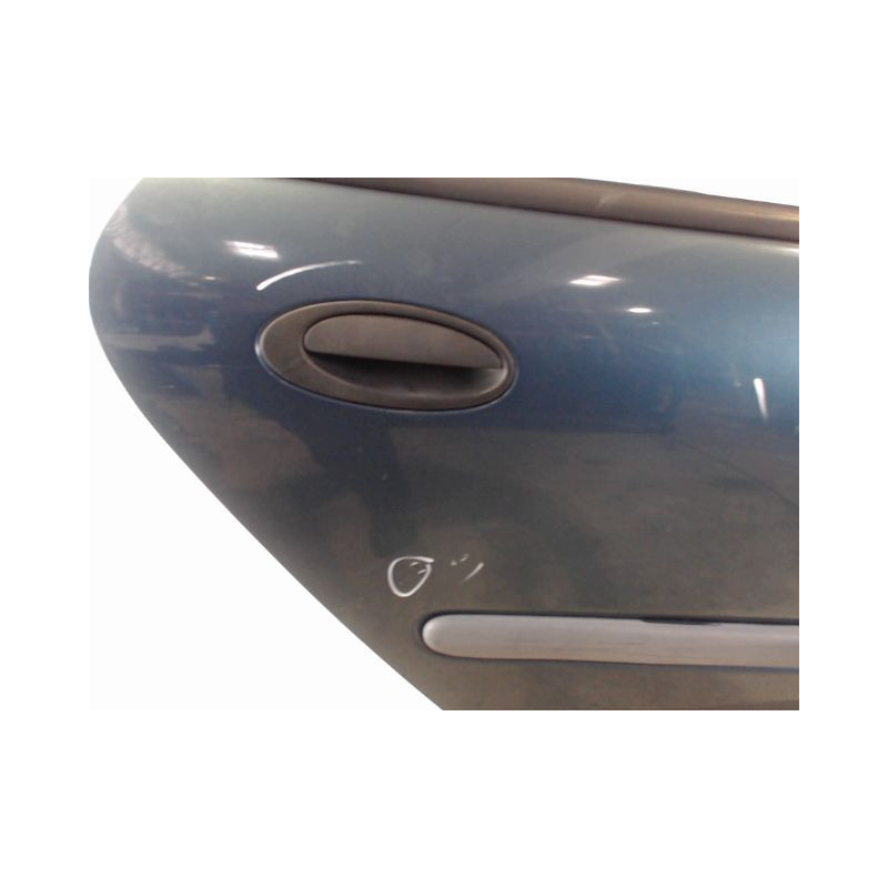 PORTE ARRIERE DROIT RENAULT LAGUNA -98