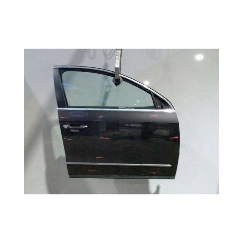 PORTE AVANT DROIT VOLKSWAGEN PASSAT SW 2005-