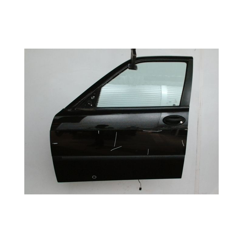 PORTE AVANT GAUCHE SAAB 900