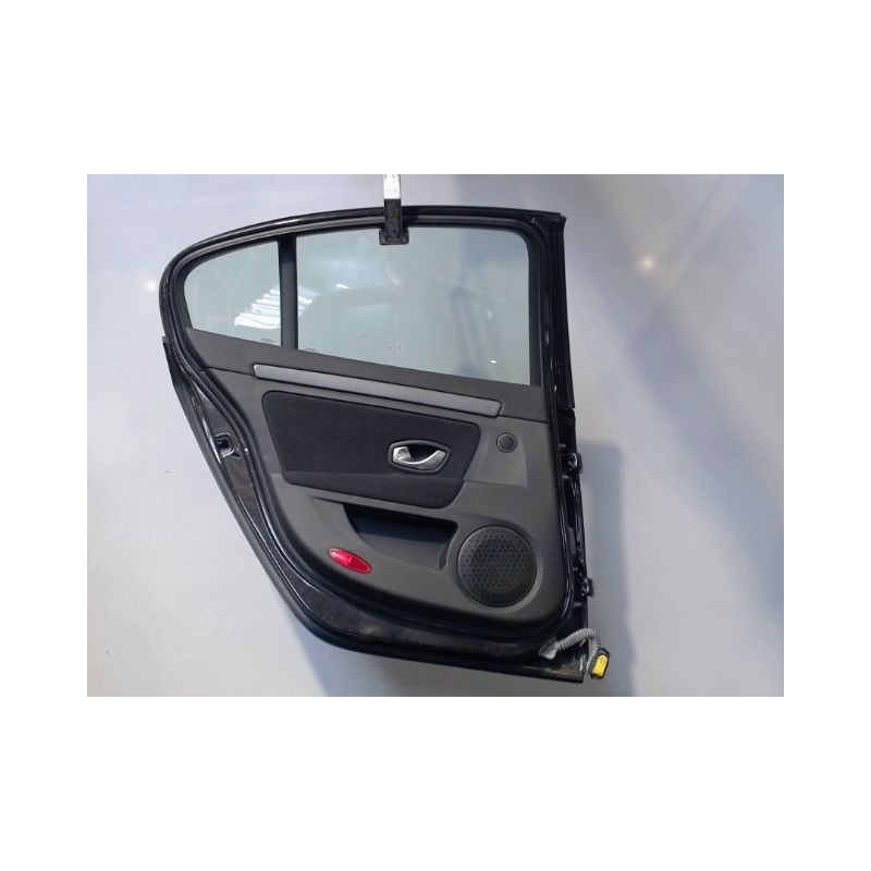 PORTE ARRIERE GAUCHE RENAULT LAGUNA III 2009-