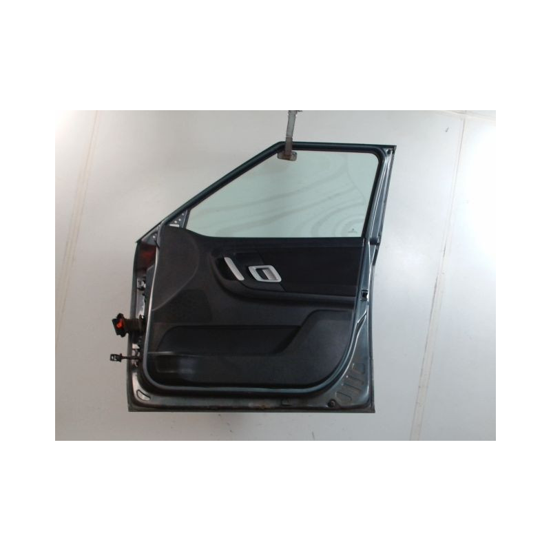 PORTE AVANT DROIT SKODA FABIA