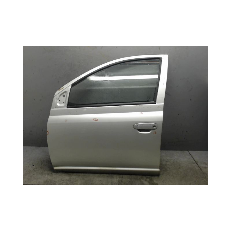 PORTE AVANT GAUCHE TOYOTA YARIS
