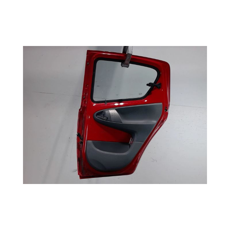 PORTE ARRIERE DROIT TOYOTA AYGO 5P
