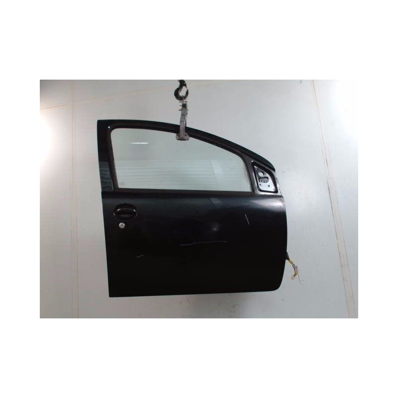 PORTE AVANT DROIT TOYOTA AYGO