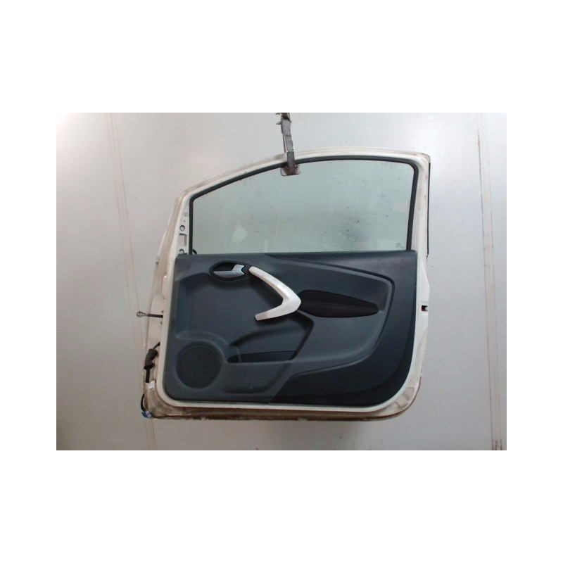 PORTE AVANT DROIT FORD KA
