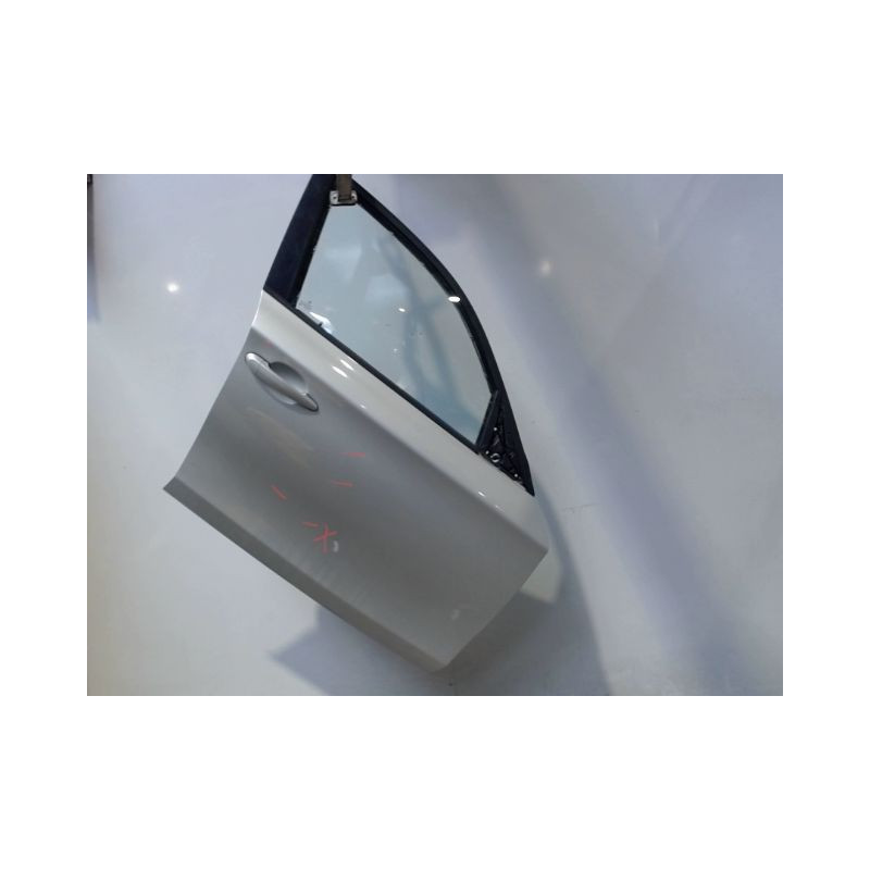 PORTE AVANT DROIT B.M.W. SERIE 1