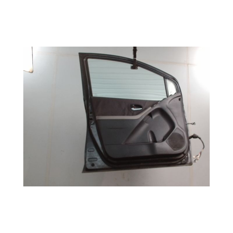 PORTE AVANT GAUCHE TOYOTA YARIS