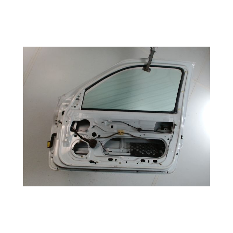 PORTE AVANT DROIT RENAULT CLIO