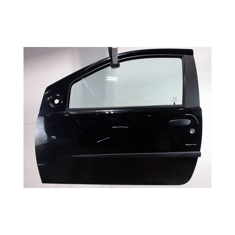 PORTE AVANT GAUCHE FIAT PUNTO 99-2003