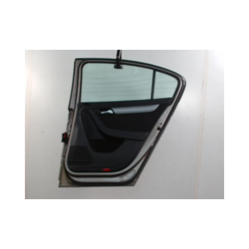 PORTE ARRIERE DROIT VOLKSWAGEN PASSAT