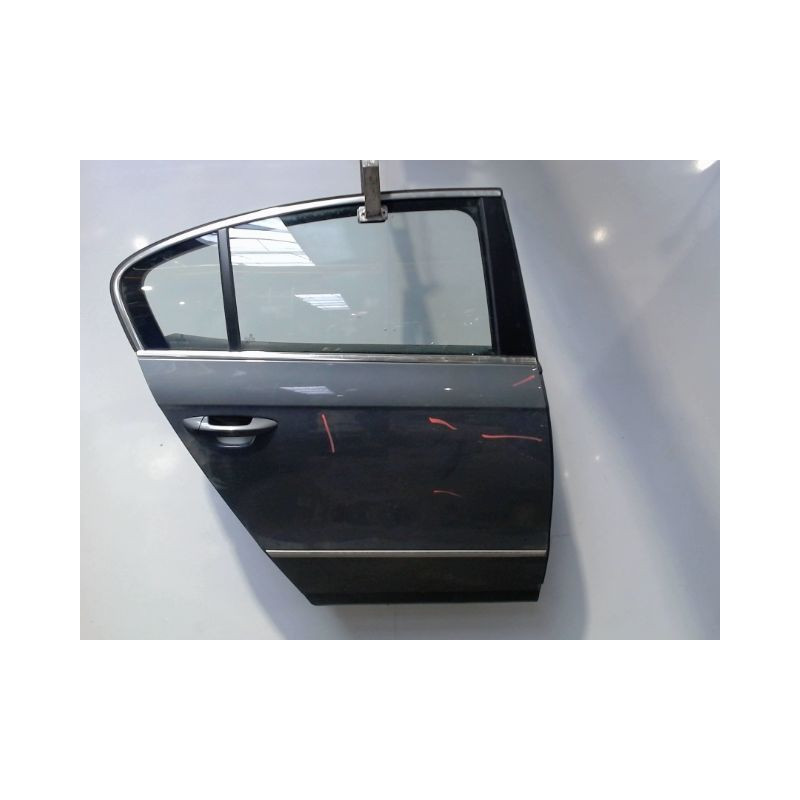 PORTE ARRIERE DROIT VOLKSWAGEN PASSAT 2005-