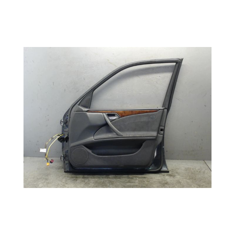 PORTE AVANT DROIT MERCEDES E320