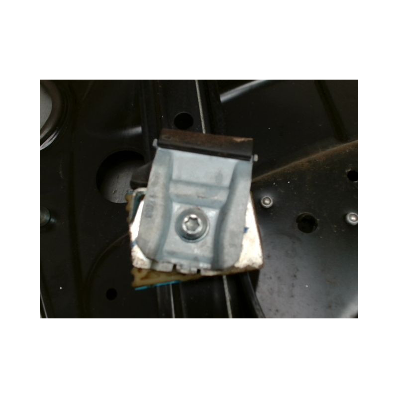 MECANISME+MOTEUR LEVE-GLACE AVANT DROIT VOLKSWAGEN PASSAT SW 2005-