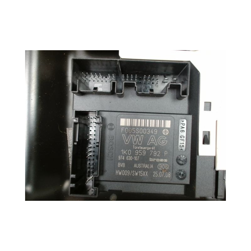 MECANISME+MOTEUR LEVE-GLACE AVANT DROIT VOLKSWAGEN PASSAT SW 2005-