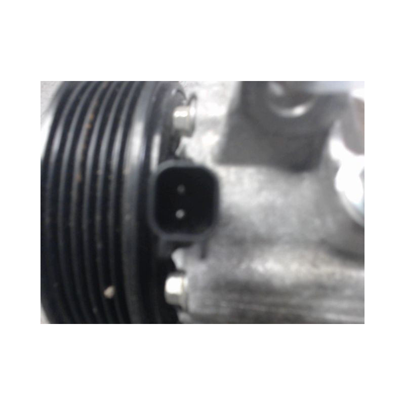 COMPRESSEUR AIR CONDITIONNE FORD PUMA